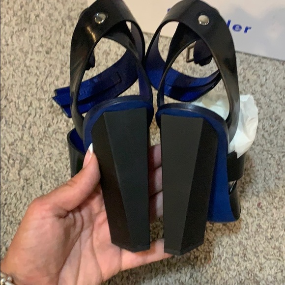 Proenza Schouler black sandals - Picture 2 of 6